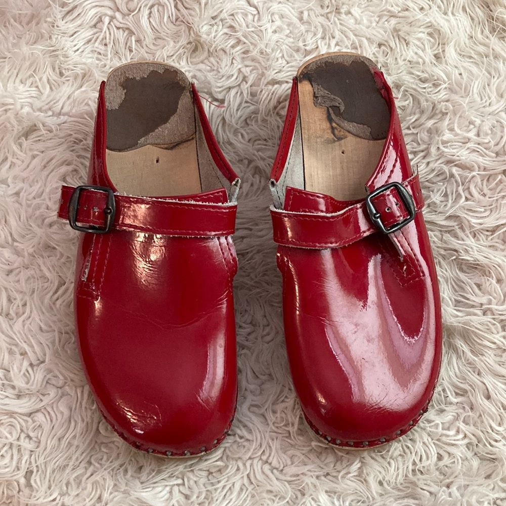 Troentorps made in Sweden size 37 red patent leather buckle clogs shoes handmade